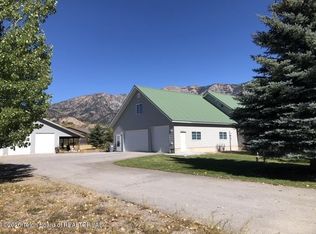 492 Blue Lake Cres, Alpine, WY 83128