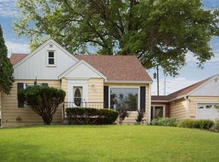 710 25th Avenue Ct, Moline, IL 61265