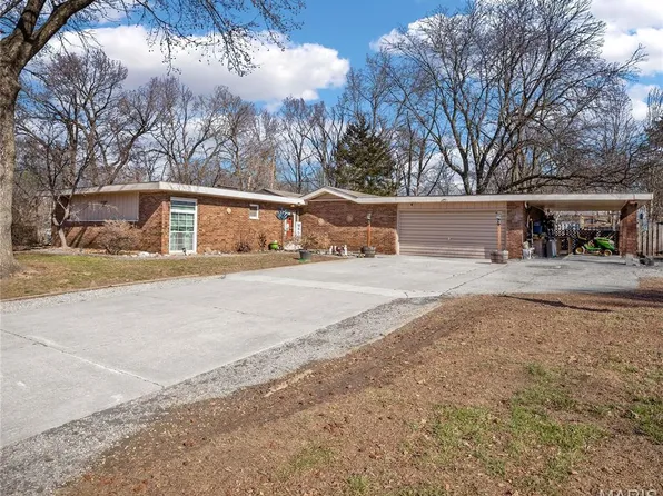 204 Emery St, Collinsville, IL 62234