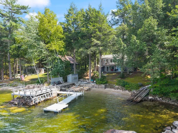 70 Whittemore Cove Road, Raymond, ME 04071