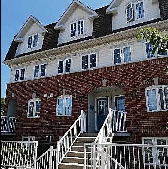 593 Kennedy Rd #4 — Photo 1