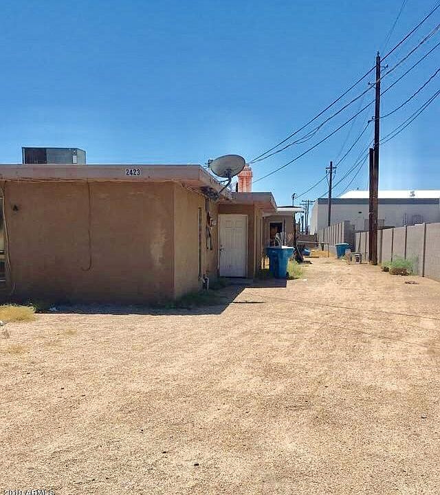 Duplex N/S Lot