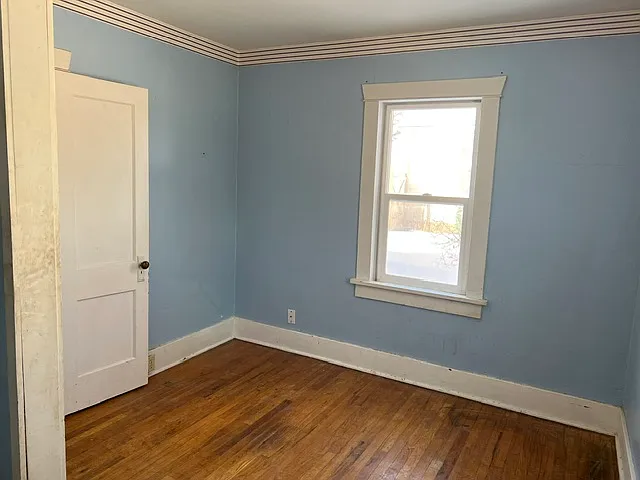 617 W Pine St — Photo 3