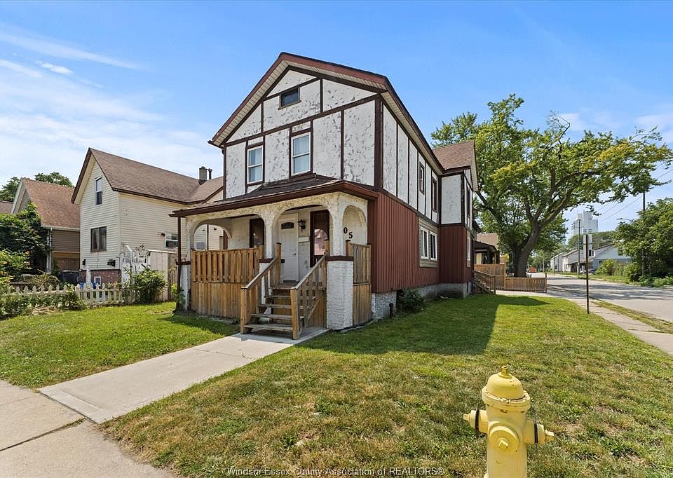 1st image of 205 Parent Ave