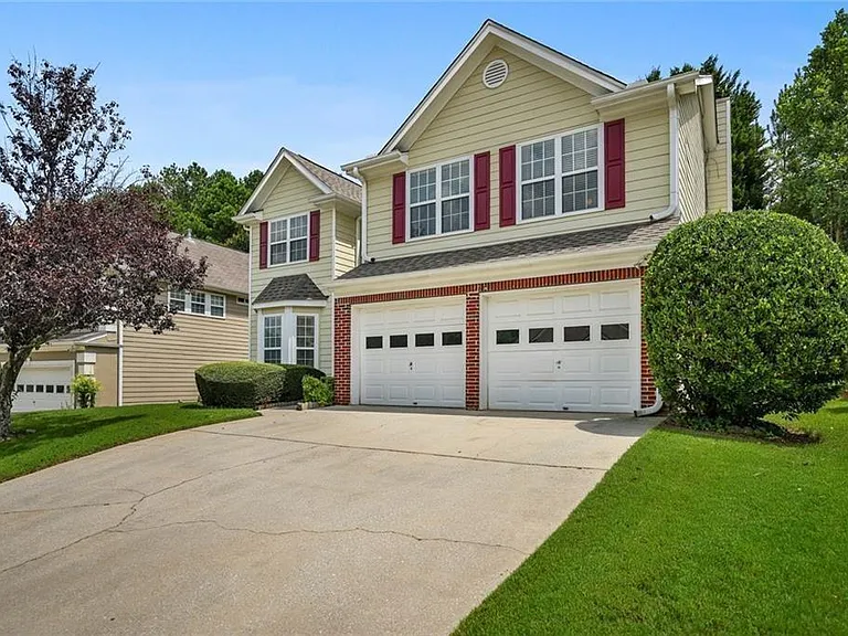 3673 Willgrove Way — Photo 2