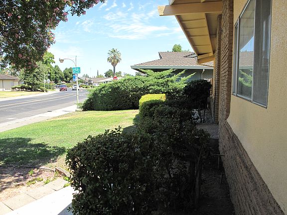 3rd image of 7361 S Land Park Dr #7361