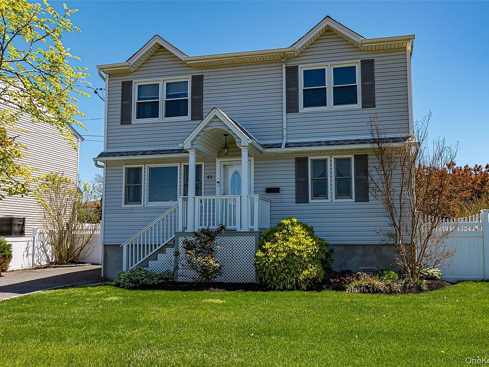 1st image of 43 Spruce Place