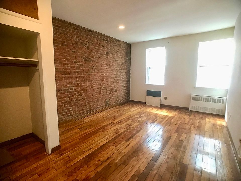 1st image of 42 W 87th St APT 4