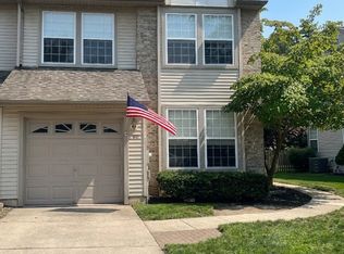 60 Smokey Run Dr, Berlin, NJ 08009