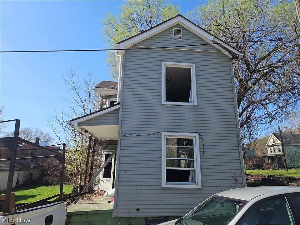 2nd image of 612 Ross St