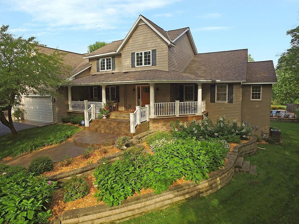1st image of 4840 Woodlane Dr