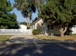 222 S Coleman Ave, Holyoke, CO 80734