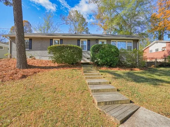 5044 Crowe Dr SE, Smyrna, GA 30082