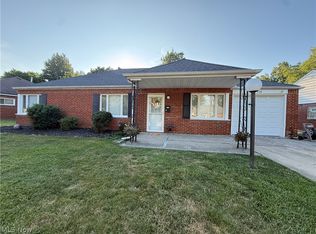 734 Hemlock Dr, Euclid, OH 44132