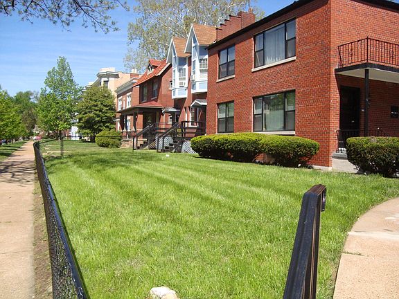 3rd image of 6003 Waterman Blvd #1F