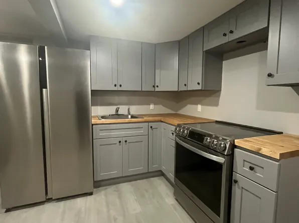 (undisclosed Address), Shirley, NY 11967