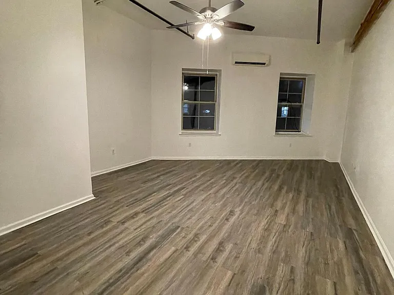 1020 Hamilton St #4 — Photo 16