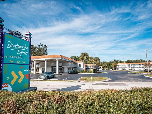 5th image of 5367 W Irlo Bronson Memorial Hwy #1-223