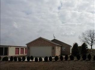 13855 N 1000 East Rd, Bloomington, IL 61705