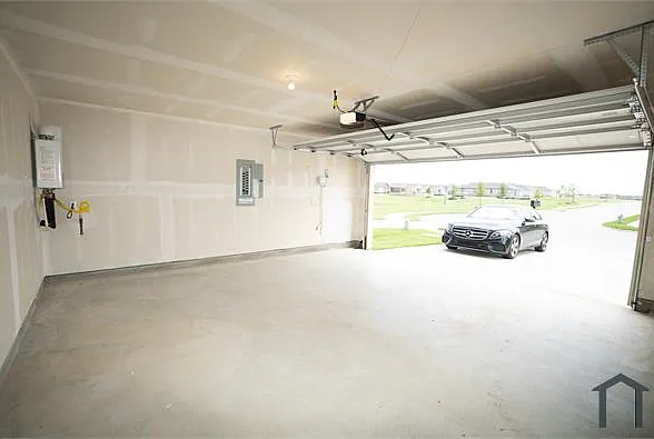 1204 Canyon Wren Dr — Photo 39