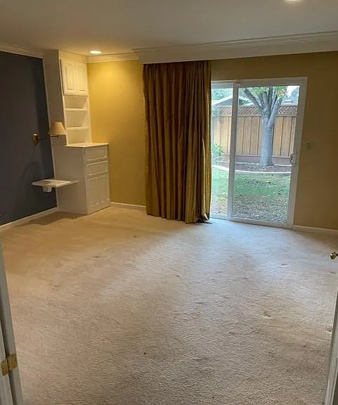 125 Lansberry Ct — Photo 23