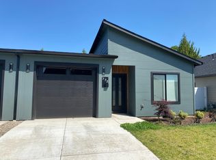 772 Terrazzo Way, Medford, OR 97501