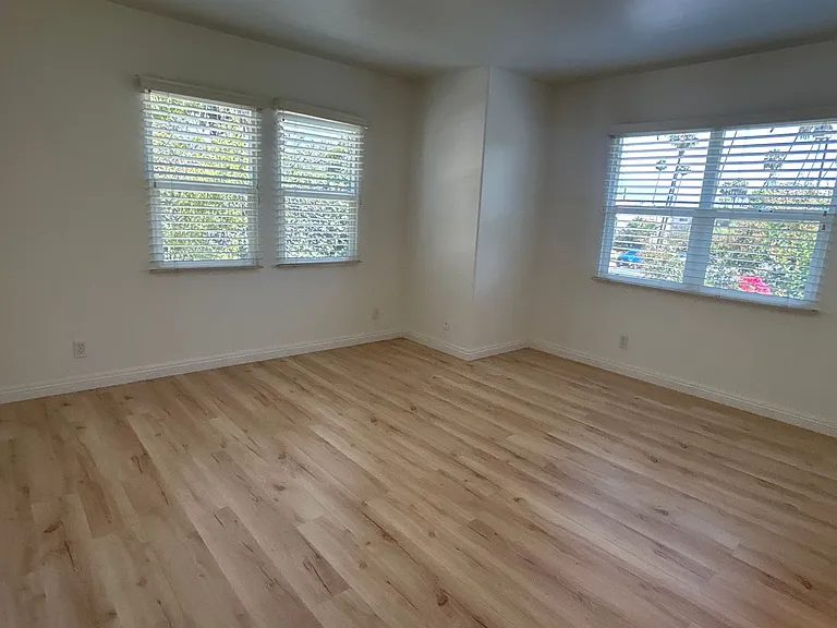 77 Sierra Madre Blvd #16 — Photo 10