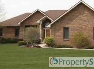 9805 Bethel Rd, Fort Wayne, IN 46818