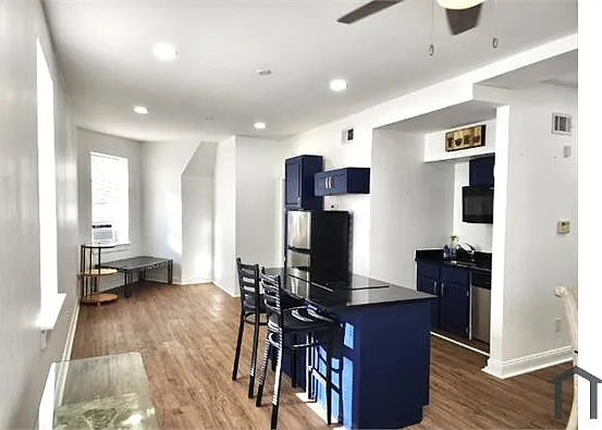 1 bed, 800 sqft, $1,000 — Photo 2