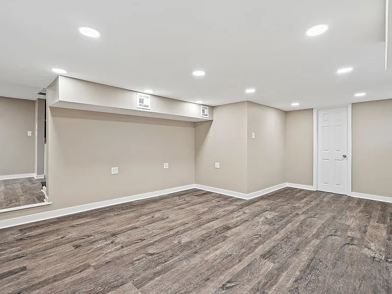 2215 Lehigh St — Photo 26