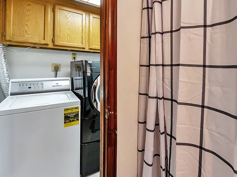 11160 Eaton St #B — Photo 14