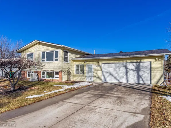 744 6th Ave W, West Fargo, ND 58078