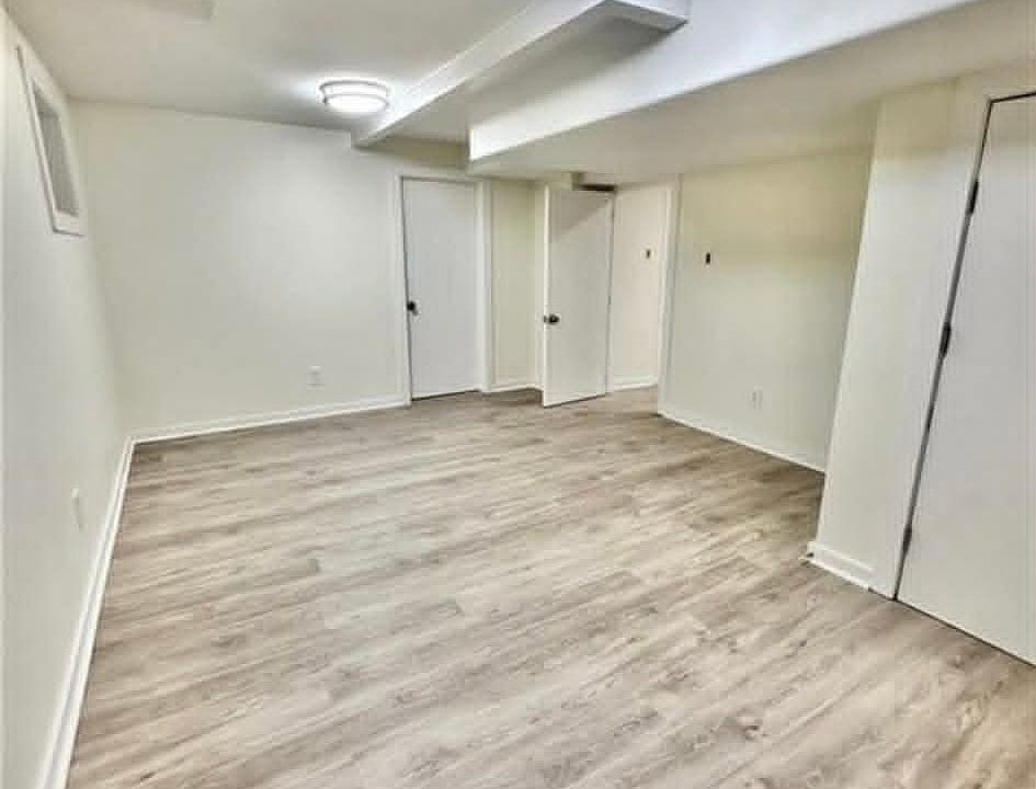1st image of 2647 E 6th St #1N