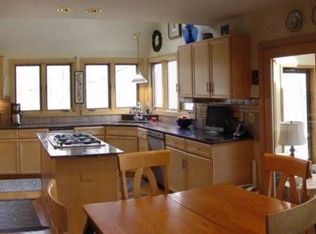 1538 W Powell Rd, Powell, OH 43065