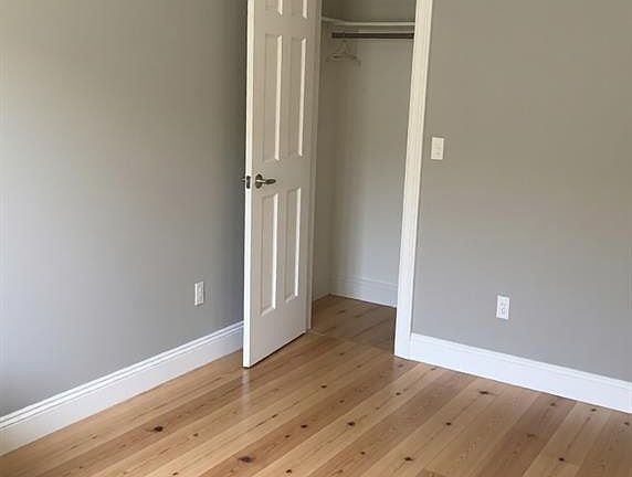 4th image of 387 George St