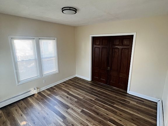 5th image of 187-189 Carnation St #1