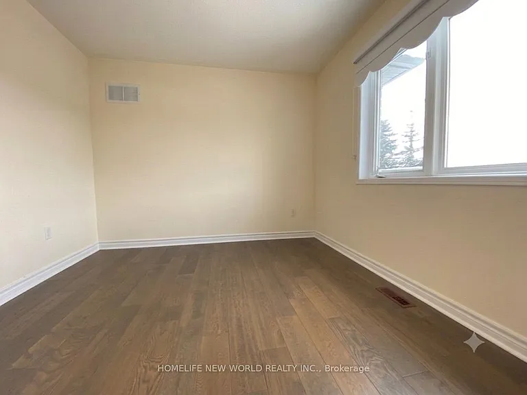 39 Brightsview Dr — Photo 18