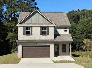 143 Massey Ln, Locust Grove, GA 30248