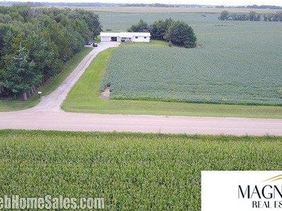 1115 210th Rd, Milford, NE, 68405