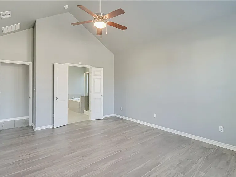 2217 Ibis — Photo 21