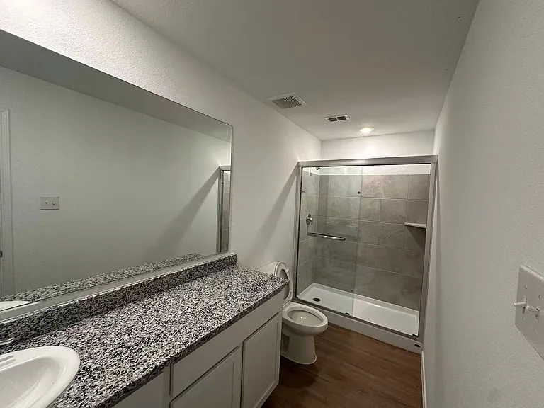 1132 Dashwood Dr — Photo 22