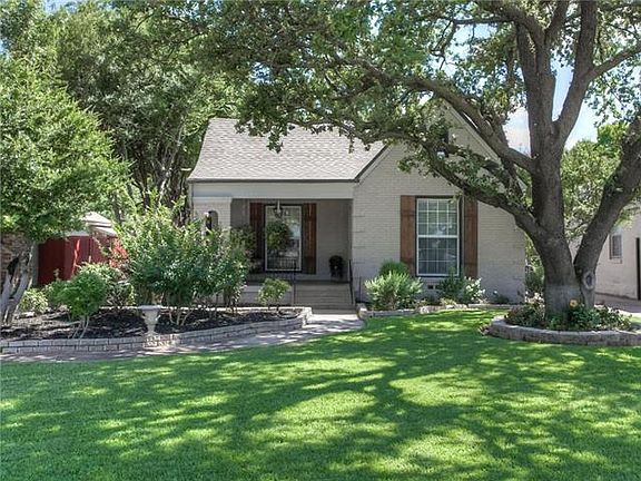 2nd image of 3725 Bellaire Dr S