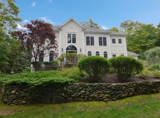 52 Hog Hill Rd, Chappaqua, NY 10514