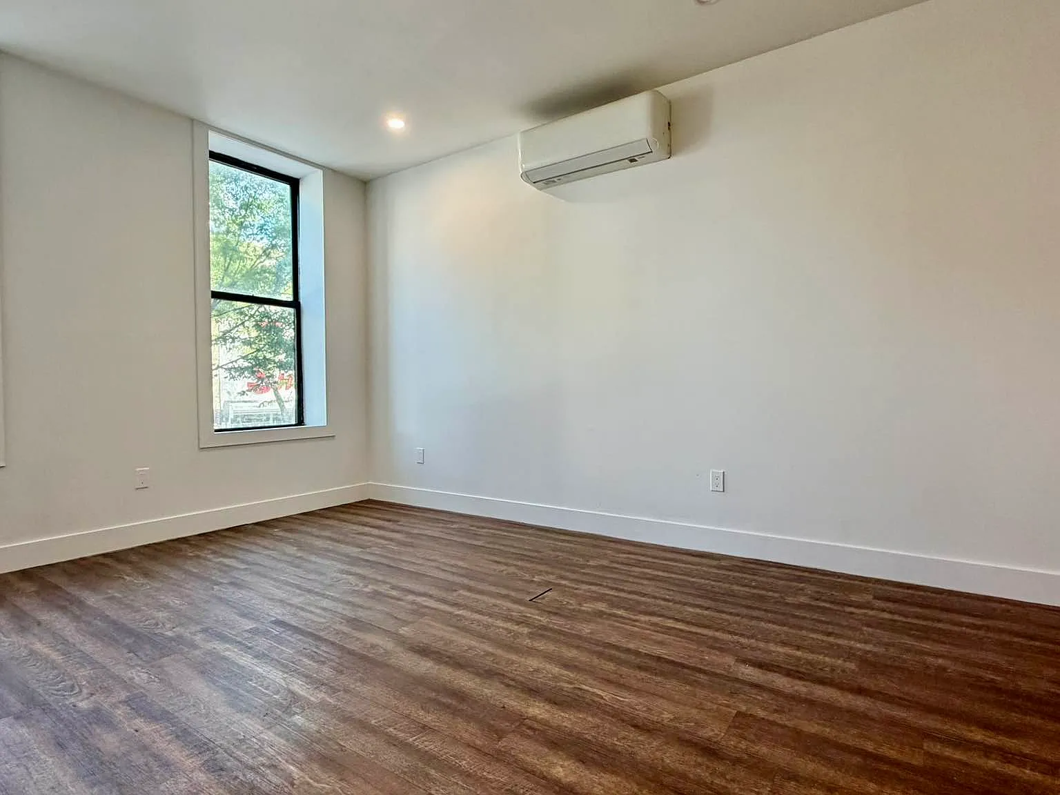 1608 Pitkin Avenue — Photo 4