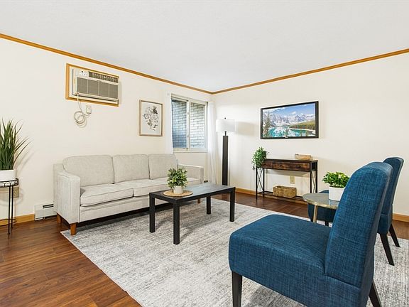 3rd image of 100 Park Terrace Dr APT 106