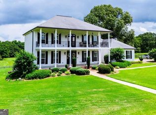 1074 Glenloch Rd, Roopville, GA 30170