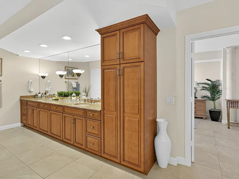 4041 Gulf Shore Blvd N #1807 — Photo 24
