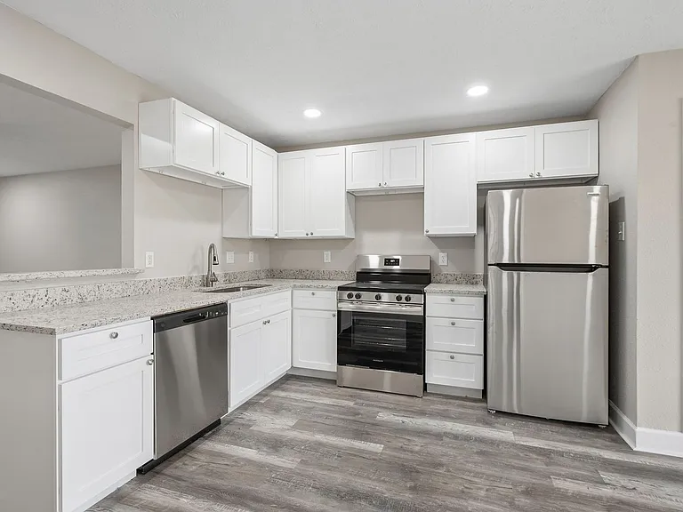 707 Vassar Ct — Photo 19