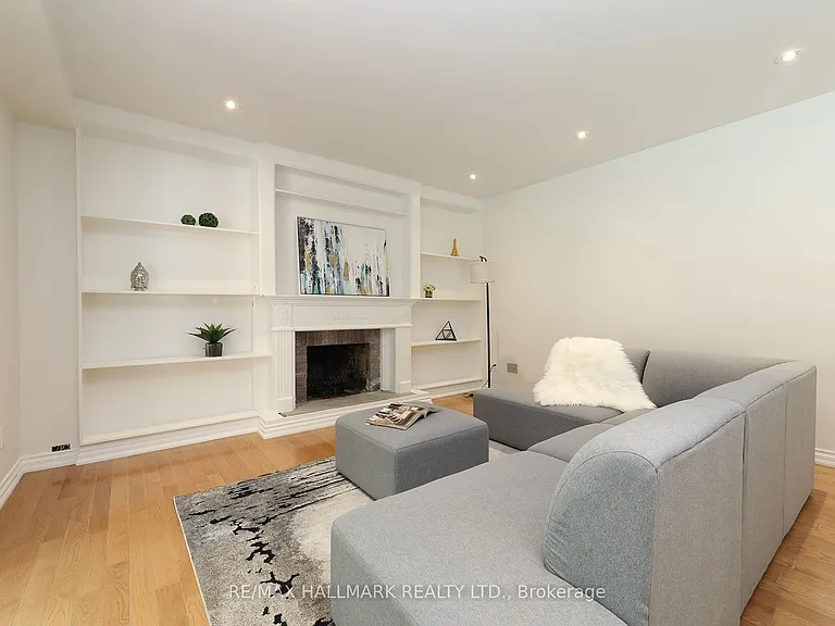 58 Pickett Cres — Photo 19