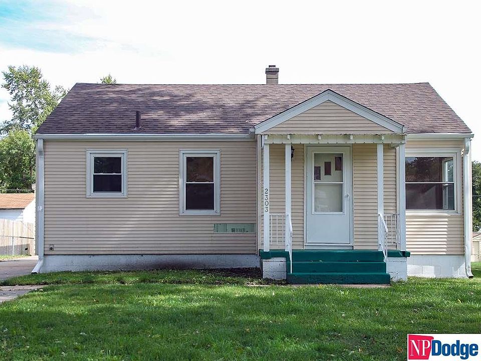 1st image of 2303 Crawford St